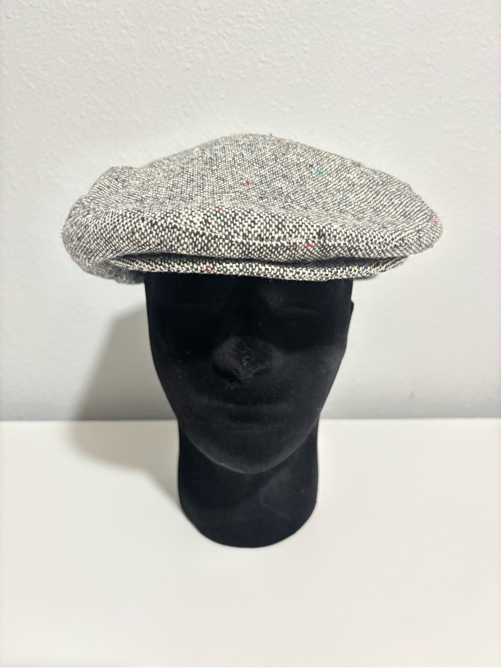 New York Hat & Cap Co. tweed newsboy cap large
